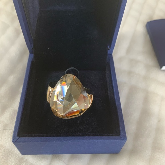 Swarovski gold crystal ring - Picture 8 of 8